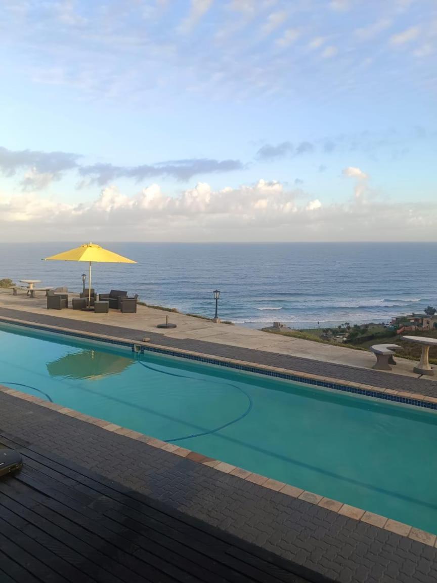 Green Fields Hotel, Coffee Bay Exterior photo
